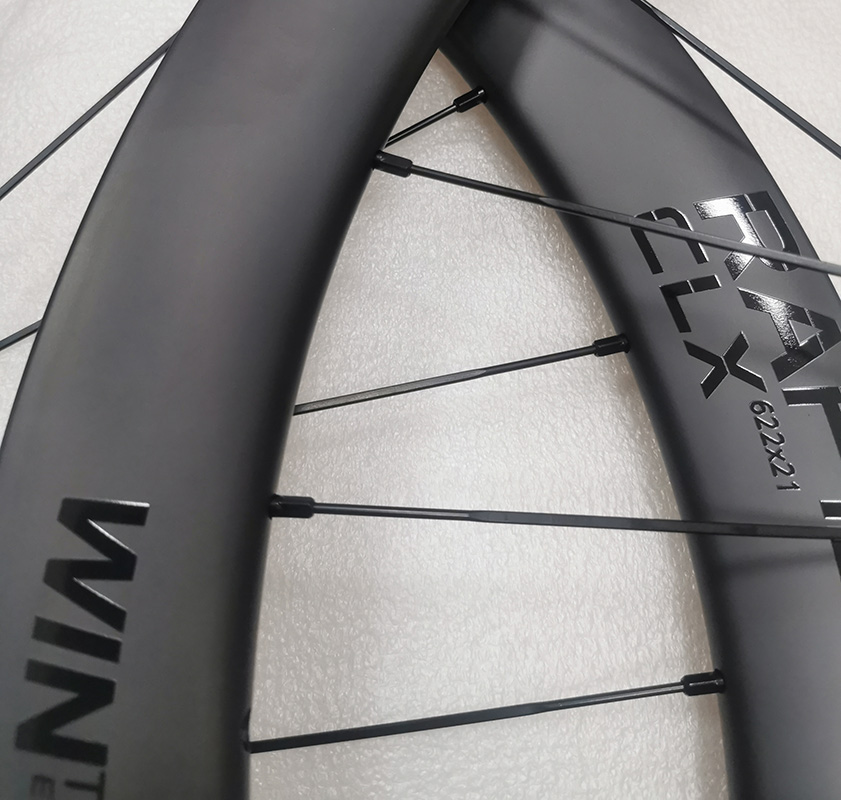 700C Carbon Rennrad Disc Tubel – Cycling Zones Bewertung und Preis